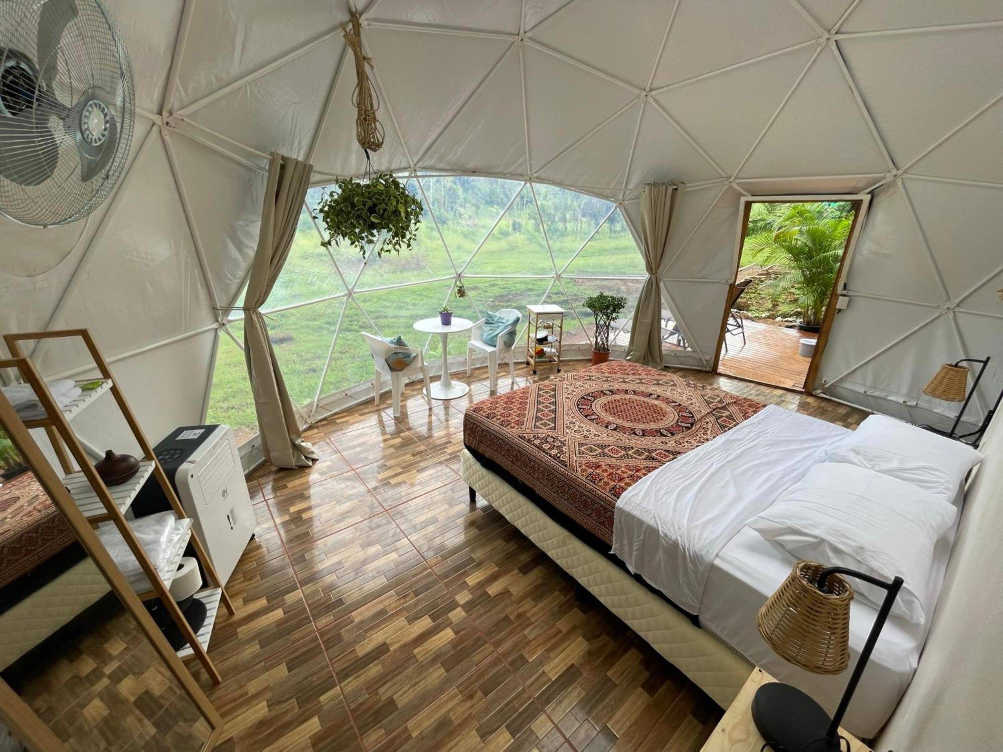 La Comarca River Glamping Dome Near Мануэль-Антонио Экстерьер фото