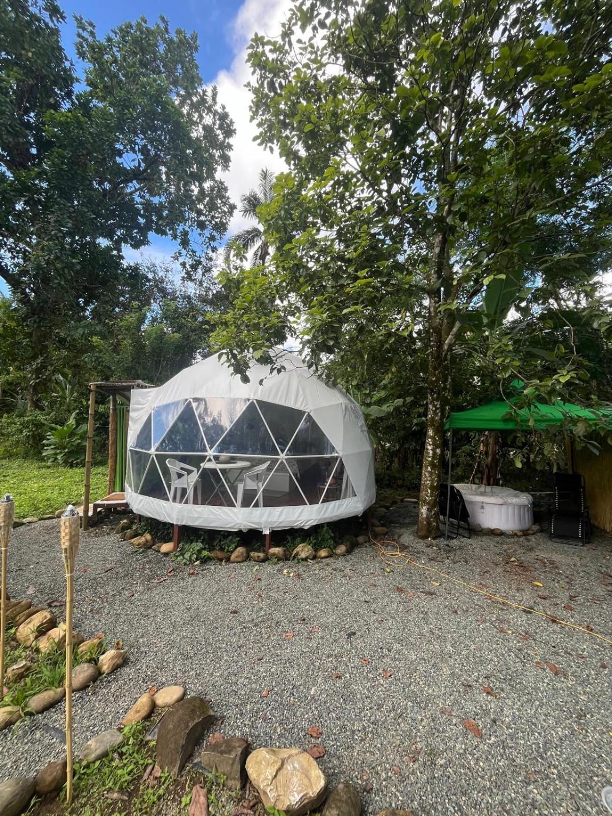 La Comarca River Glamping Dome Near Мануэль-Антонио Экстерьер фото