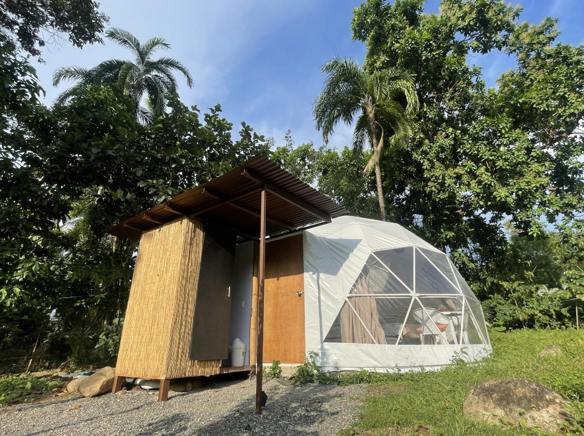 La Comarca River Glamping Dome Near Мануэль-Антонио Экстерьер фото